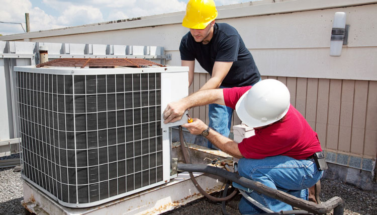 When to Call a Professional for Air Conditioning Repair in Phoenix?